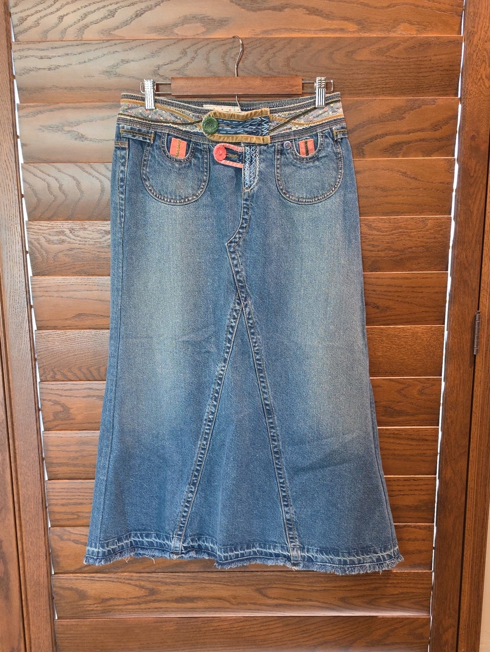 Vintage CAbi By Carol Anderson Blue Denim Midi Skirt with Color-Trim Waistband
